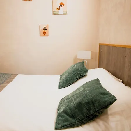Hotel La Batisse 2*