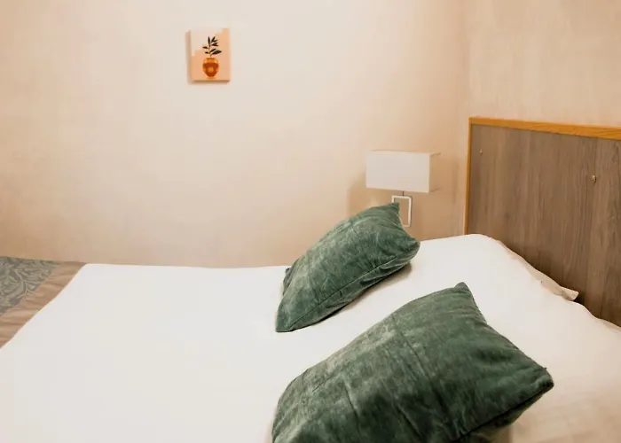 Hotel La Batisse 2*